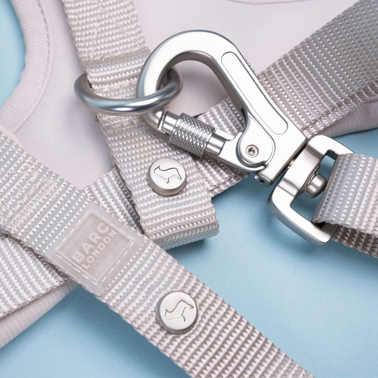 Vanilla Cream Essential Adjustable Lead