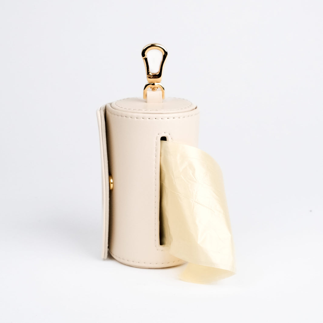 Melting Hearts Waste Bag Holder main image 1